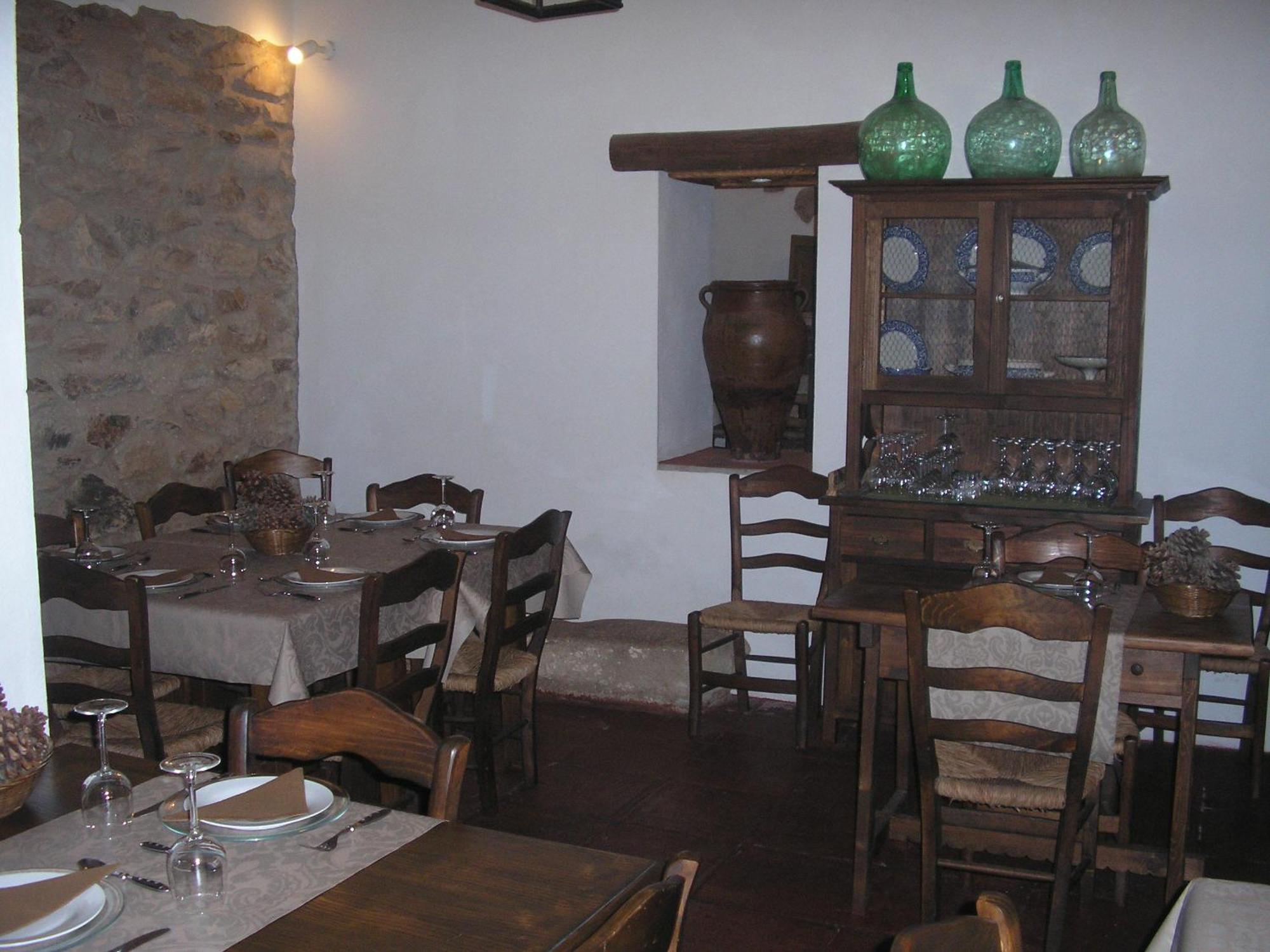 Casa Rural Y Restaurante Casa Adriano Affittacamere Alanís Esterno foto